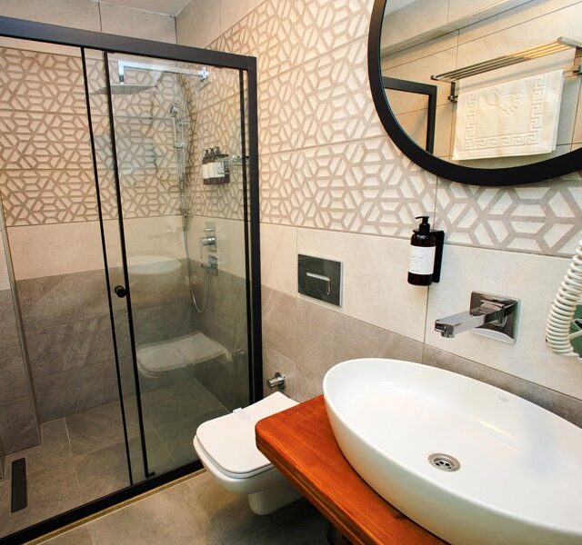 DELUXE SEA VIEW ROOM